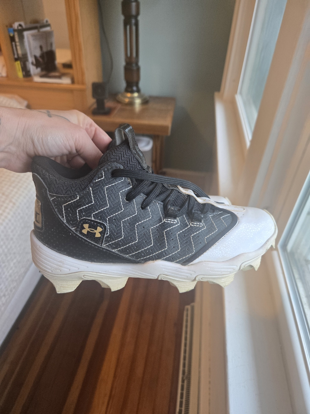 Under Armour Youth 3.5 Black and White Baseball Or Softball Cleats